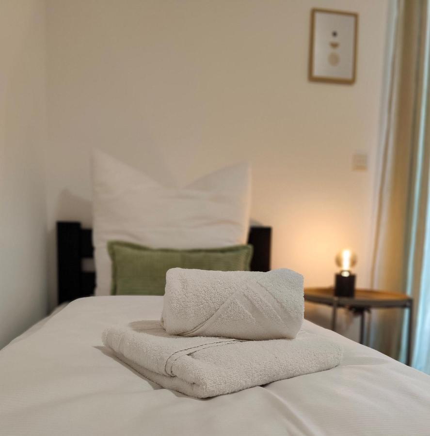 Hygge Home - Mit Garten Und Stellplatz Fuer Feriengaeste-, Monteure / Netflix / 10 Min. Zur Sinsheim Therme Und Zur Autobahn Dış mekan fotoğraf